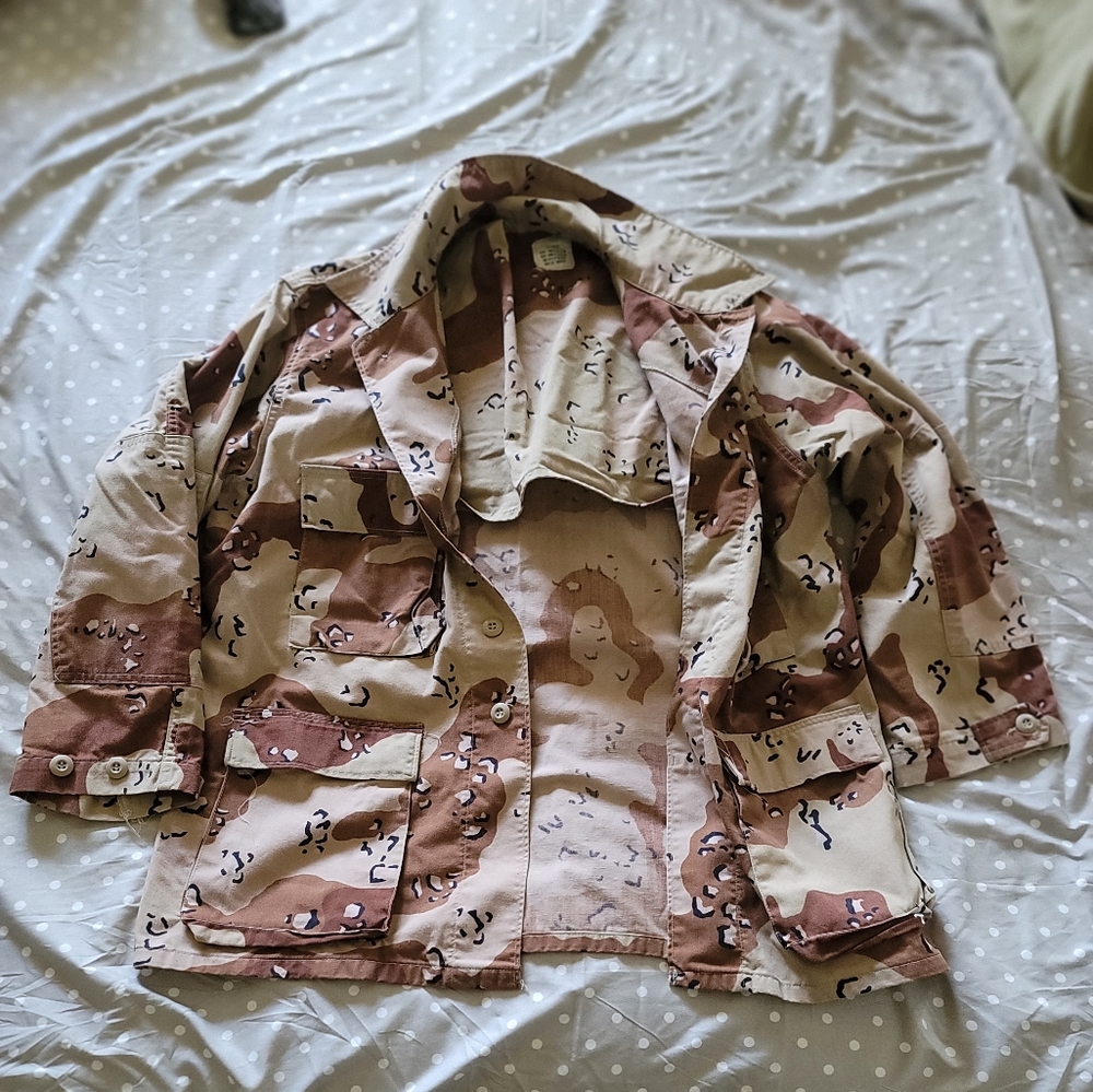 Chocolate Chip 6 Color Camouflage  Jacket Large Regular
